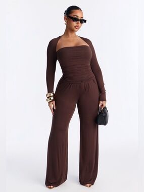 BRAND NEW brown pant set from Fashion Nova 🍫